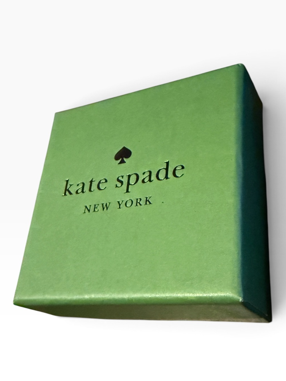 kate spade New York Loves Me Knot Gold Pendant Necklace - NIB Sold Out Online - Picture 5 of 5